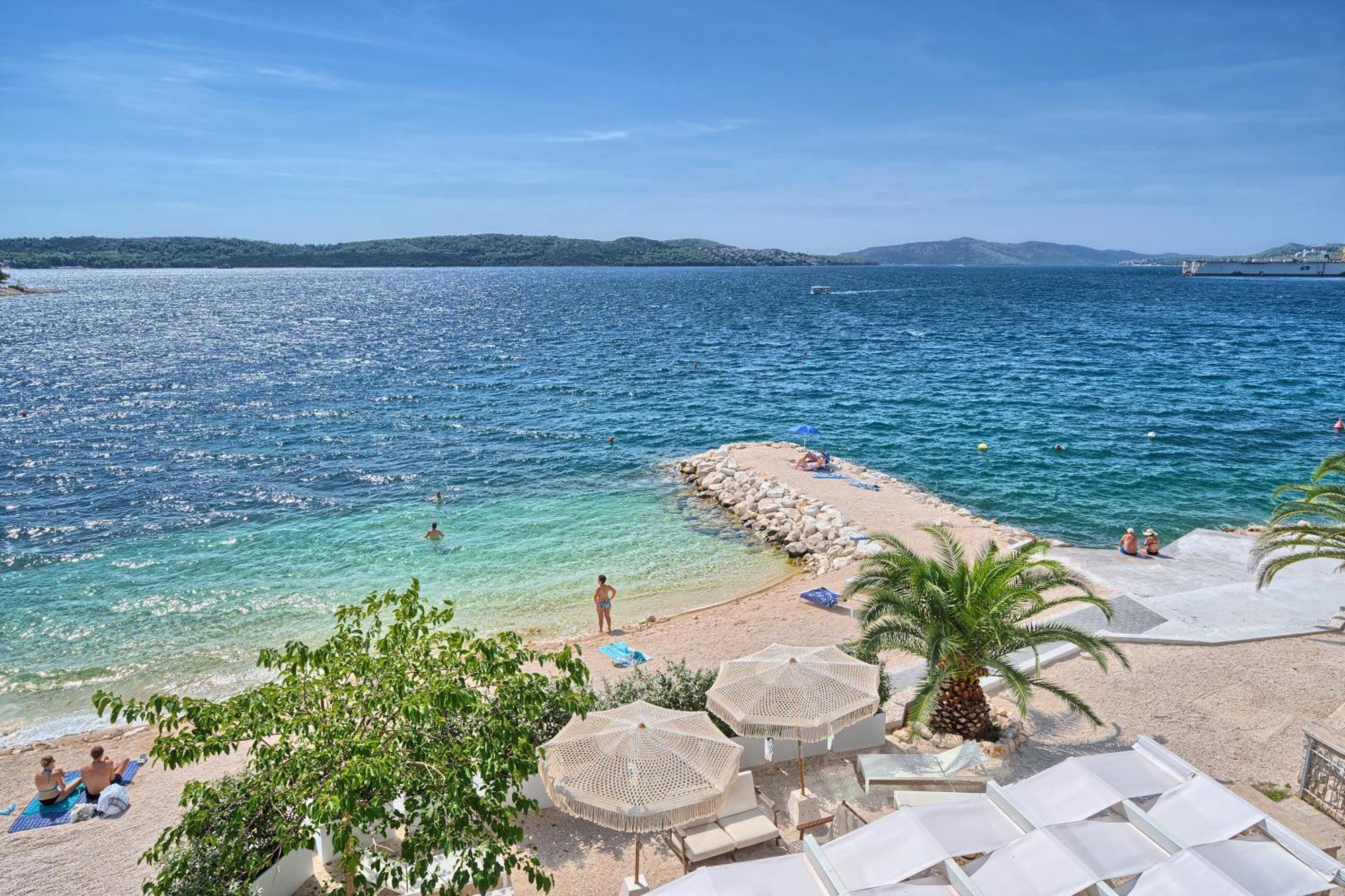 Livingstone Beach House Trogir Extérieur photo