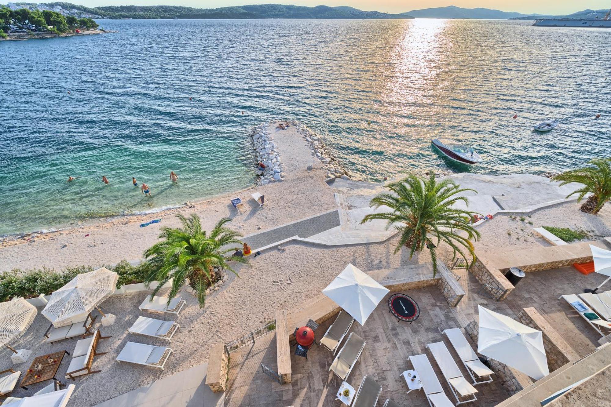 Livingstone Beach House Trogir Extérieur photo